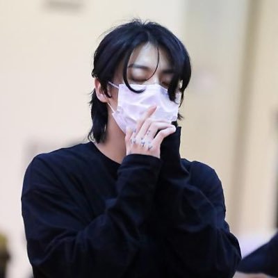 hushgcf's profile picture. 𝒇𝒐𝒓 𝒚𝒐𝒖, #방탄.