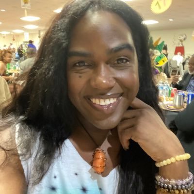 TransFemme/ Historian/ performance healing artist/ Beyonce enthusiast,anime Co-Director @soa_nola w @alternate_roots #BEYHIVE #Blacktranslivesmatter