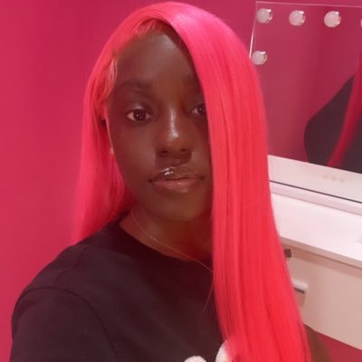 beautythebratt's profile picture. insta// beautythebratt