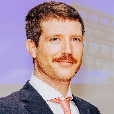 Lab Twitter. The Steinrück group is interested in hydrogen storage, interfaces, electrochemistry, desalination, and synchrotron techniques.