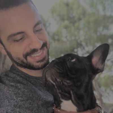 JavierAngar's profile picture. Periodista especializado en DDHH. 31 primaveras pero me faltan dos veranos.