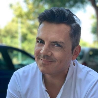 ProfesionalNet's profile picture. Apasionado en el Alpinismo pero tb en Programación, SEO y RRSS. Aprender, Escuchar, Observar y Compartir, Confiar, Apoyar | Humildad Respeto y Trabajo SIEMPRE ☯