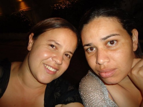 SENHOR JESUS TE ADORO AMO MINHAS FILHAS OBRIGADA POR SER MÃE.