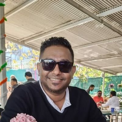 girish65704021's profile picture. bulls , buildings, beverages !