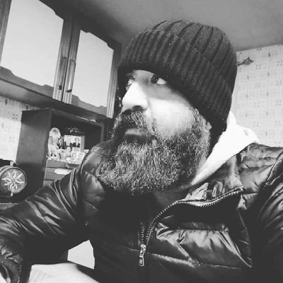 Nicola98027371's profile picture. Meglio di no 😂😂