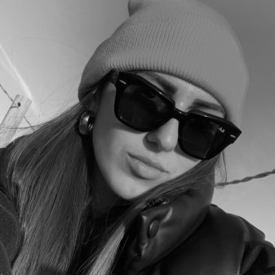 mariiamuro's profile picture. Easy come, easy go.