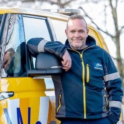 Senior wegenwacht (die van dat leuke BUZZje) bij de ANWB in de regio Noord Holland
 Pech? Bel 088 269 2888 https://t.co/zLXIG3RV0H