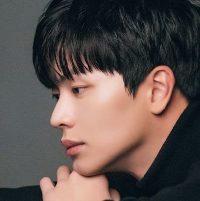 andnew0321's profile picture. 