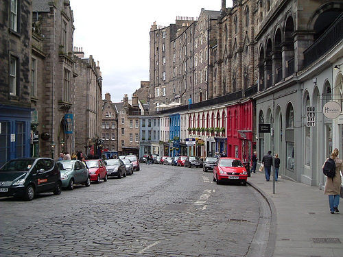 FindingDeals_4U's profile picture. Finding you the best deals in Edinburgh