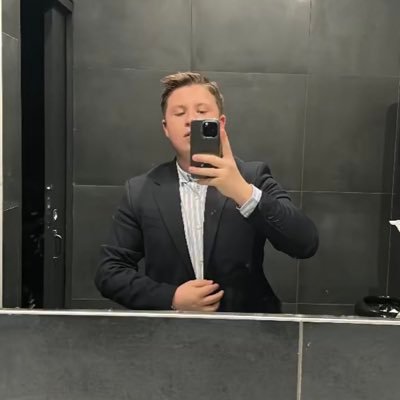 ChrlPolo's profile picture. founder @Investo_Fr