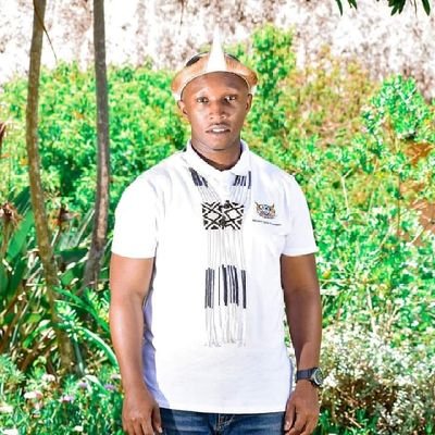 MahlaselaLuxolo's profile picture. 