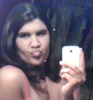 Uma menina Cheia de sonhoos ... Quem me conhece sabe disso mais que eu .. :)