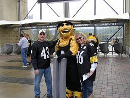 Proud American, Happily married, gma of 4 and 4 happy, successful kids; MAJOR STEELERS FAN. I Bleed BLACK & GOLD *BurghVerified*