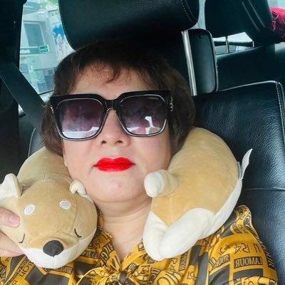 prettysarah119's profile picture. Very positive and focused . love God, chess, business💰... make good use of your time because if we could buy time every store would sell it👌 Dm for more