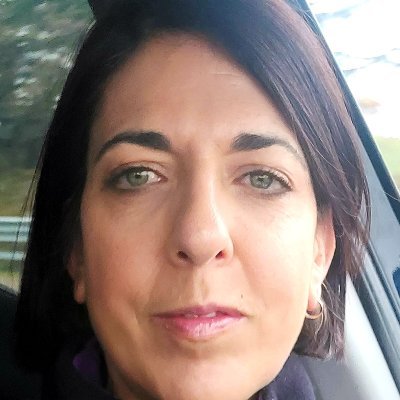MadreCreativa's profile picture. 