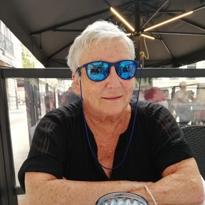 Periodista y escritora. Especializada
en Oriente Próximo y los Balcanes.