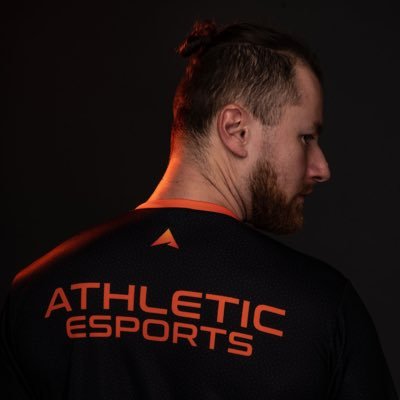 Chairman of @athletic_esport - Its my goal to professionalize eSports and give talented players the education and resources to live their Progamer-Dream.