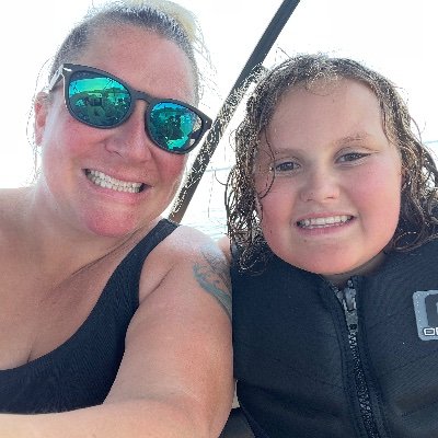 Loves: Craft Beer, Beaches, GB Packers 💚💛 Sunsets, Travel & the Moon 🌙
~Michigan Blogger ~ Brand Ambassador ~ Influencer