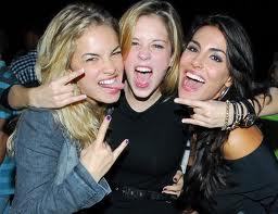 fã clube feito pra Sophia Lua e MelF