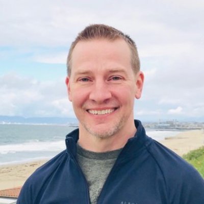 Feature comedy screenwriter & Creative Director at https://t.co/0BW2f5Om29. Collector of vintage watches and odd friends.