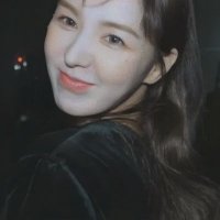 H. (@ainakeu) 's Twitter Profile