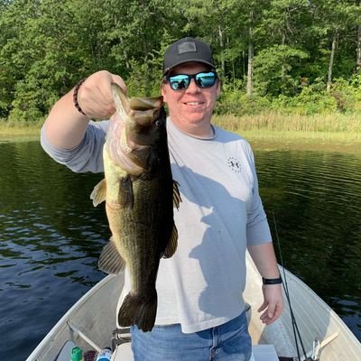 Funny (soon to be not) fat kid
I can't catch fish
Slomosexual
MN sports fan 🥲