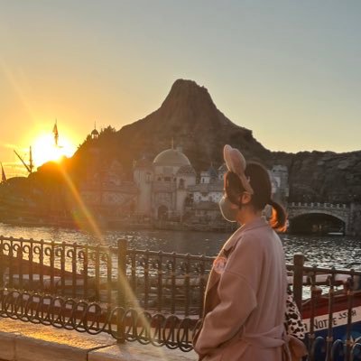 gow_254's profile picture. 22歳　趣味は、アニメ/ゲーム/コスメ/ドラマ/映画/ネトフリ/多趣味です^_^