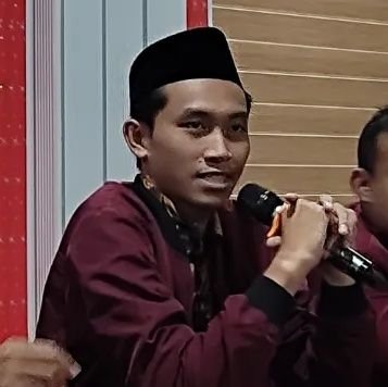 Ketua DPD IMM Jawa Tengah | Anggota LPCR PDM Sukoharjo | Anggota PDPM Kab. Sukoharjo | Ketua Umum PC IMM Kab. Sukoharjo 2022-2023 | Kader Buya Syafi'i Ma'arif
