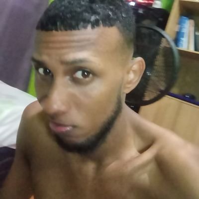 AMcc1994's profile picture. 