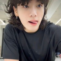 cream 👩‍🚀 (@jminyuk) 's Twitter Profile