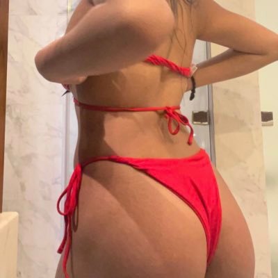 breedmelots's profile picture. #latina 😋