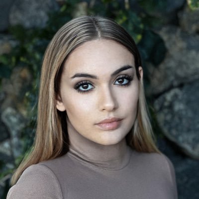 ezziemartinezx's profile picture. Based in Tenerife