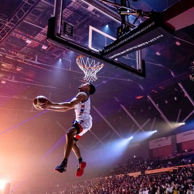 K_Shige412's profile picture. 琉球ゴールデンキングスブースターです！ NBAも見ています！