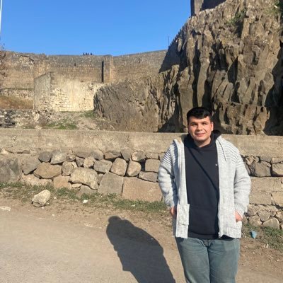 Gazi Üniversitesi Müzik öğretmenliği, 🎓Adana Bahtiyar Vahabzade Sosyal bilimler lisesi. Piyanist