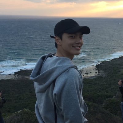 actor yeo jin goo fan account.
@Actor_Yeo