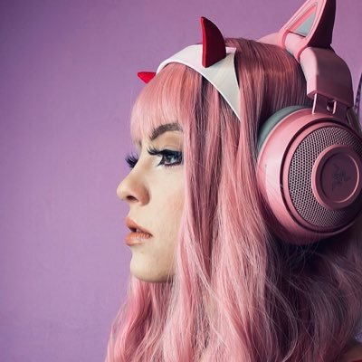 Creadora de contenido un tanto diferente
Anime - Videojuegos
Instagram/TikTok/Twitch: @nayrugamess