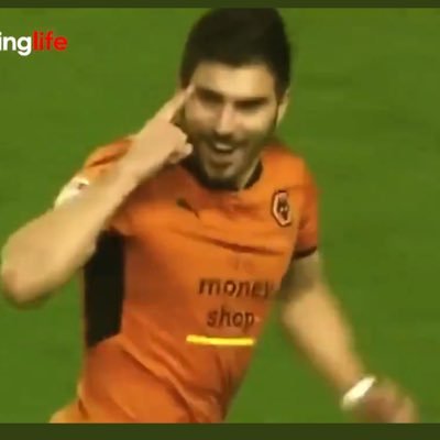 I don’t tweet about politics, religion or topical news I only tweet on serious issues - football. WWFC fan since 1969. I’ll never get over the 7/4/2019.