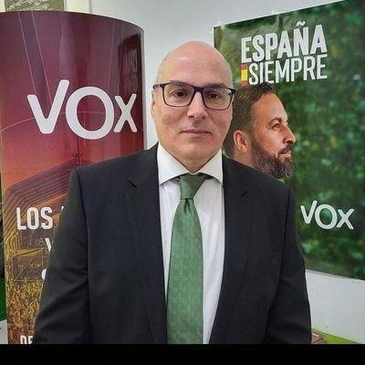 Concejal portavoz del grupo municipal de #Vox en el Ayuntamiento de Cuenca.
@VoxCuencaCiudad