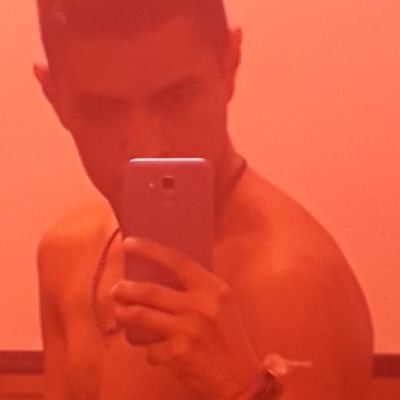 Contenido para adultos en Telegram. interesados enviar DM