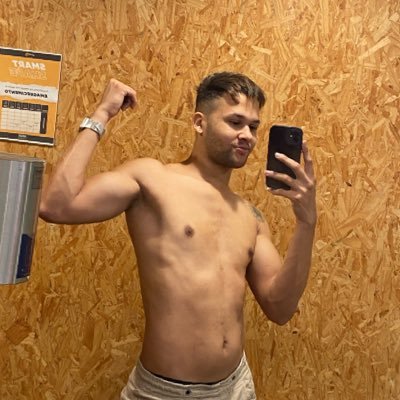 v_x5rs's profile picture. 🧘🏿‍♂️, sp