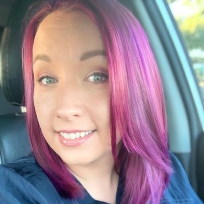 xMelissaR04's profile picture. 