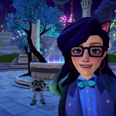 #catmom at daylight #bookeater #videogamelover #dndnoob & #seriesjunkie at night - it‘s safe here 🏳️🌈🏳️⚧️ - battling my #ed since forever