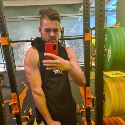 Powerlifting, crypto trader , us 30 and btc specialist