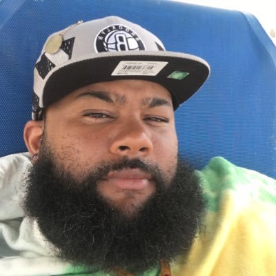 VelezYrvin's profile picture. 