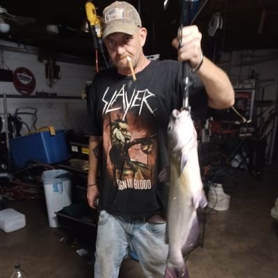 bwade42066's profile picture. I live in Chattanooga,TN and I'm just trying to enjoy what time I have left in this life who's coming with me shoot me a message if you think  you handle it.