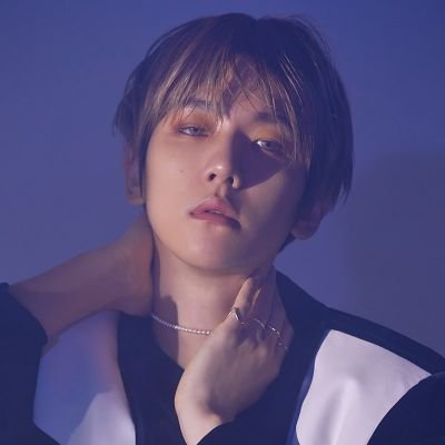 I complain in Spanish and I thirst over Ten, Nakamoto Yuta and Levi Ackerman. And I worship Byun Baekhyun. ✨️