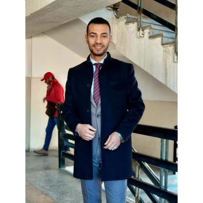 Lawyer
.وفي حد يفارق ويسيبنا إنما بيعيش جوه قلوبنا🖤