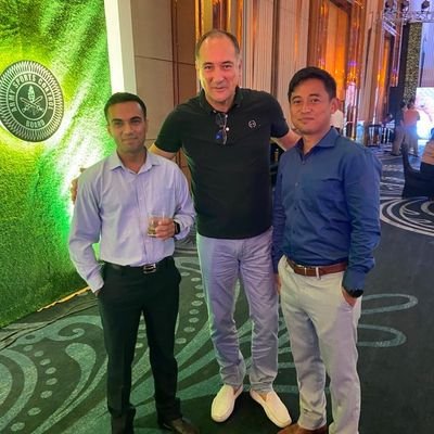 AceOfHe86504530's profile picture. probably in a period of anachronism
be human that's all.