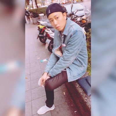 LinBomb1's profile picture. 