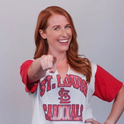 HI 👋 I’m Kelsey Burd-Grgic 👩🏻‍🦰 • Host of the Peace, Love and Baseball Podcast ✌️❤️⚾️ • Cohost of @BourbonNbball 😎 #STLCards •